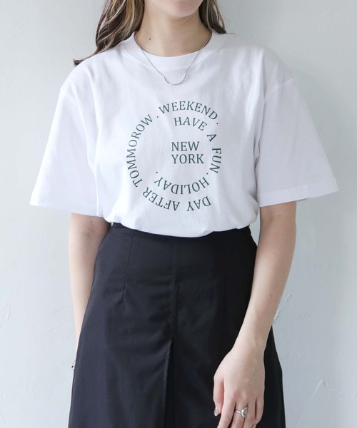 HER CLOSET（ハークローゼット）の「【shemoshelly】WEB限定サークルロゴTシャツ（Tシャツ/カットソー・レディース・ブラック/ホワイト/ネイビー・S/M/L）」の10枚目の写真