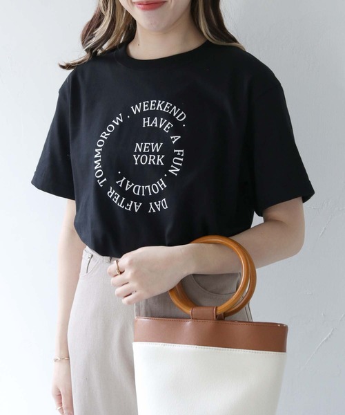 HER CLOSET（ハークローゼット）の「【shemoshelly】WEB限定サークルロゴTシャツ（Tシャツ/カットソー・レディース・ブラック/ホワイト/ネイビー・S/M/L）」の17枚目の写真