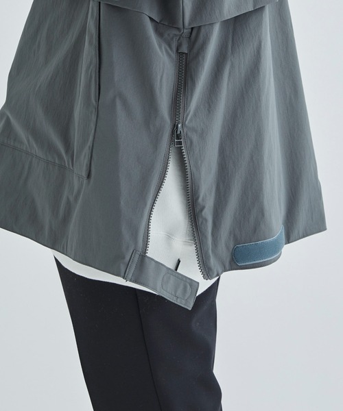 RAINMAKER(レインメーカー)の「【RAINMAKER/レインメーカー】37.5 TECHNOLOGY ANORAK PARKA(マウンテンパーカー・メンズ・グレー/ダークグレー・FREE)」の4枚目の写真