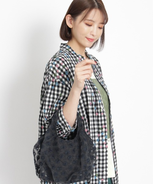 H.A.K（ハク）の「ナイロンツイル×サイロンシャーサークルレースギャザートートバッグ（トートバッグ・レディース・ベージュ/ブラック・FREE）」の6枚目の写真