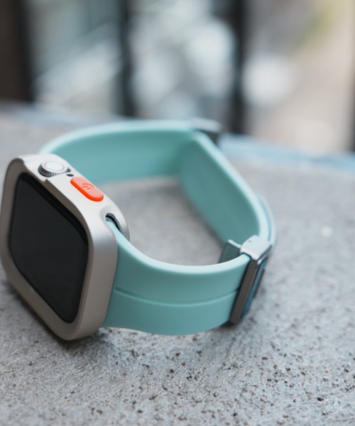 zandy(ズィーアンドワイ)の「zandy ズィー・アンド・ワイ / Apple Watch【シリコンループ】アップルウォッチバンド マグネットバックル // silicone2(デジタル腕時計・メンズ・シルバー/ブルー/ブラック/ピンク/グリーン/ワインレッド/ホワイト/ライトグレー/ネイビー/オレンジ/グレイッシュブルー/ダークネイビー/グレー系その他/ミント・S/M)」の6枚目の写真