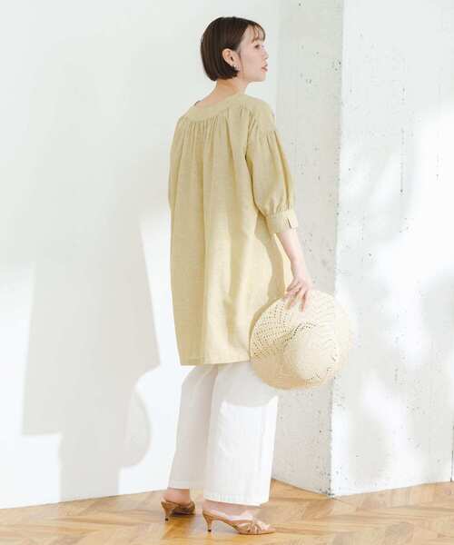 F by ROSSO(エフバイロッソ)の「『UR TECH 高機能リネン』F by ROSSO スキッパーチュニックブラウス(チュニック・レディース・ブルー系その他/オフホワイト/ブラック/イエロー・FREE)」の16枚目の写真