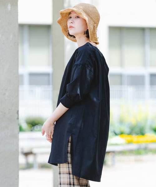 F by ROSSO(エフバイロッソ)の「『UR TECH 高機能リネン』F by ROSSO スキッパーチュニックブラウス(チュニック・レディース・ブルー系その他/オフホワイト/ブラック/イエロー・FREE)」の19枚目の写真