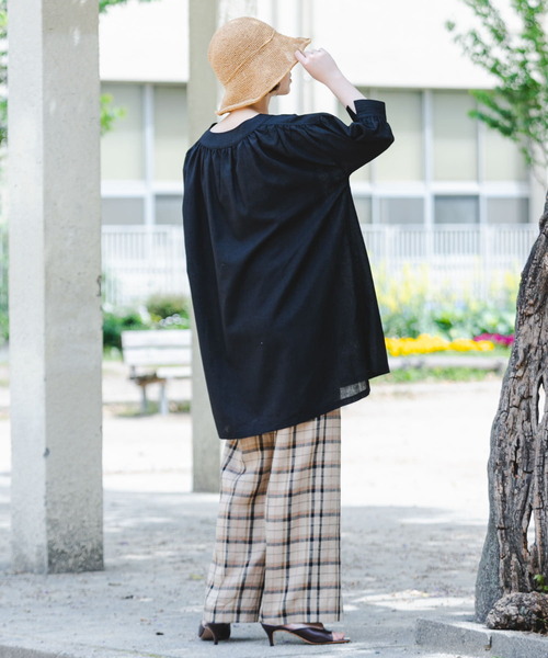 F by ROSSO(エフバイロッソ)の「『UR TECH 高機能リネン』F by ROSSO スキッパーチュニックブラウス(チュニック・レディース・ブルー系その他/オフホワイト/ブラック/イエロー・FREE)」の22枚目の写真