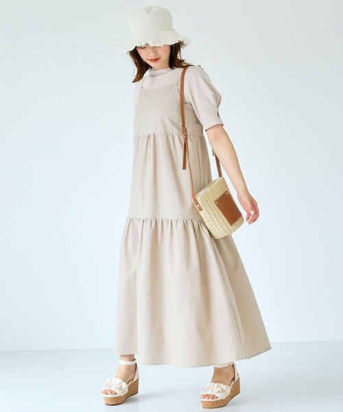 MAJESTIC LEGON(マジェスティックレゴン)の「ティアードキャミワンピ(ワンピース・レディース・ベージュ/ブラック・MEDIUM/SMALL)」の1枚目の写真