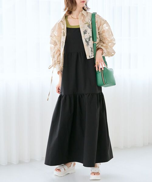 MAJESTIC LEGON(マジェスティックレゴン)の「ティアードキャミワンピ(ワンピース・レディース・ベージュ/ブラック・MEDIUM/SMALL)」の4枚目の写真
