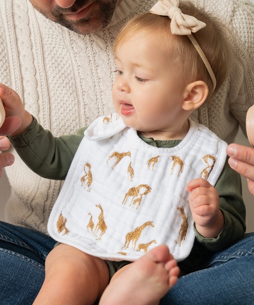 aden + anais (エイデンアンドアネイ)の「スナップビブ オーガニック 3枚入り(スタイ/よだれかけ・キッズ・ライトピンク/テラコッタ/アッシュブラウン/オレンジ/セージグリーン/ライトパープル・FREE)」の3枚目の写真