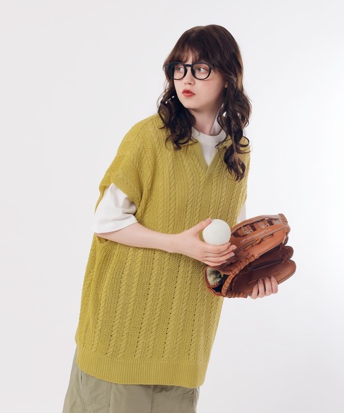 MUHET（ミュエータ）の「スキッパー透かし編みニットベスト（ベスト・レディース・マスタード/ブラック/ブルー・MEDIUM/X-LARGE）」の14枚目の写真