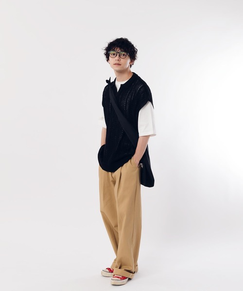 MUHET（ミュエータ）の「スキッパー透かし編みニットベスト（ベスト・レディース・マスタード/ブラック/ブルー・MEDIUM/X-LARGE）」の18枚目の写真