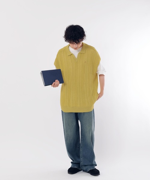 MUHET（ミュエータ）の「スキッパー透かし編みニットベスト（ベスト・レディース・マスタード/ブラック/ブルー・MEDIUM/X-LARGE）」の15枚目の写真