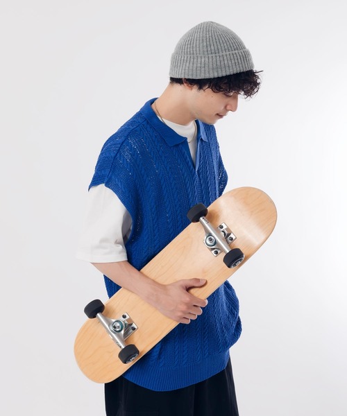 MUHET（ミュエータ）の「スキッパー透かし編みニットベスト（ベスト・レディース・マスタード/ブラック/ブルー・MEDIUM/X-LARGE）」の13枚目の写真