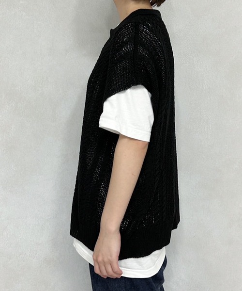 MUHET（ミュエータ）の「スキッパー透かし編みニットベスト（ベスト・レディース・マスタード/ブラック/ブルー・MEDIUM/X-LARGE）」の16枚目の写真