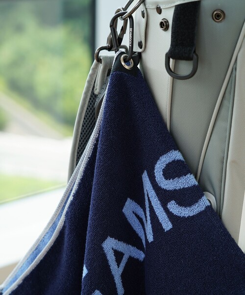 BEAMS GOLF（ビームスゴルフ）の「カラビナ付き 今治 ロゴ フェイスタオル（ゴルフグッズ・メンズ・ネイビー/ホワイト/ブラック・ONE SIZE）」の9枚目の写真