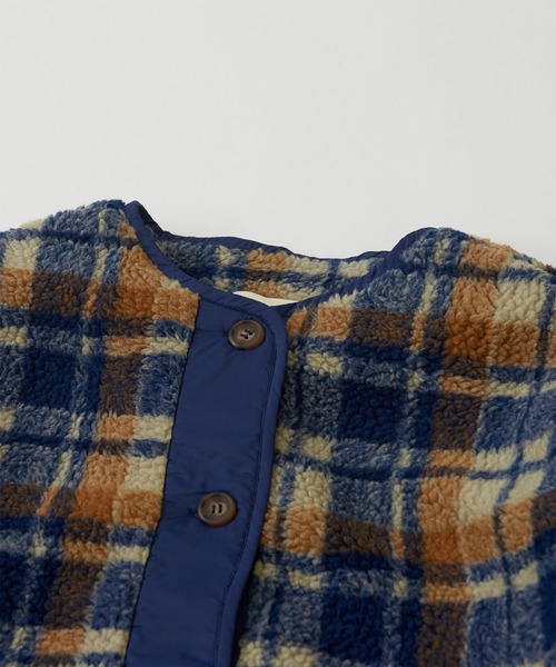 CUBE SUGAR（キューブシュガー）の「チェックボア×キルティングノーカラーブルゾン（ブルゾン・レディース・カーキ/ネイビー・M）」の12枚目の写真