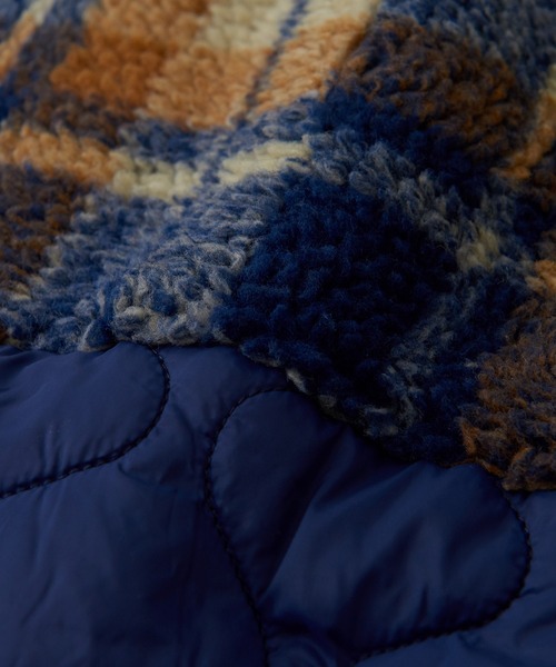 CUBE SUGAR（キューブシュガー）の「チェックボア×キルティングノーカラーブルゾン（ブルゾン・レディース・カーキ/ネイビー・M）」の18枚目の写真