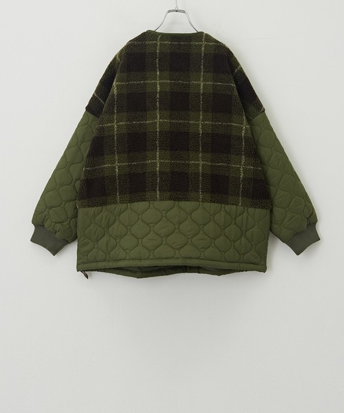 CUBE SUGAR（キューブシュガー）の「チェックボア×キルティングノーカラーブルゾン（ブルゾン・レディース・カーキ/ネイビー・M）」の21枚目の写真