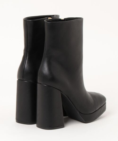 BENETTON (UNITED COLORS OF BENETTON)(ベネトンユナイテッドカラーズオブベネトン)の「チャンキーヒール ショートブーツ(ブーツ・レディース・ブラック・38/37/39/36)」の2枚目の写真