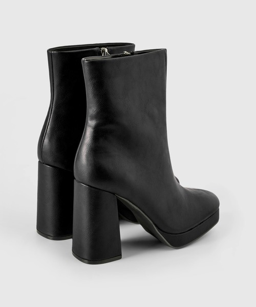 BENETTON (UNITED COLORS OF BENETTON)(ベネトンユナイテッドカラーズオブベネトン)の「チャンキーヒール ショートブーツ(ブーツ・レディース・ブラック・38/37/39/36)」の5枚目の写真