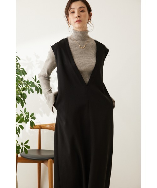 crie conforto（クリーコンフォルト）の「ディープネックワンピース（ワンピース・レディース・グレー/ブラック・MEDIUM/SMALL）」の13枚目の写真