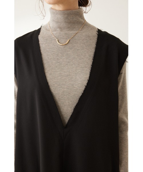 crie conforto（クリーコンフォルト）の「ディープネックワンピース（ワンピース・レディース・グレー/ブラック・MEDIUM/SMALL）」の19枚目の写真