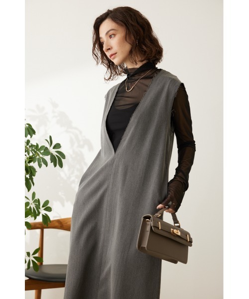 crie conforto（クリーコンフォルト）の「ディープネックワンピース（ワンピース・レディース・グレー/ブラック・MEDIUM/SMALL）」の3枚目の写真