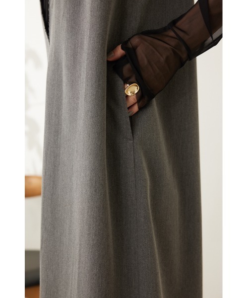 crie conforto（クリーコンフォルト）の「ディープネックワンピース（ワンピース・レディース・グレー/ブラック・MEDIUM/SMALL）」の11枚目の写真