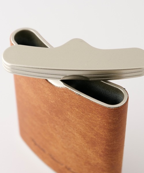 GLOBAL FORME CONCRETE（グローバルフォルムコンクリート）の「PB ハニカム携帯灰皿（アッシュトレイ/ライター・メンズ・アッシュグレー/ブラウン/ブラック/ダークブルー/ネイビー/テラコッタ・FREE）」の20枚目の写真