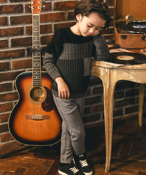 BeBe(ベベ)の「パッチワーク調ニット(90~150cm)(ニット/セーター・キッズ・ブラック系その他・110cm/100cm/140cm/130cm/120cm/150cm)」の8枚目の写真