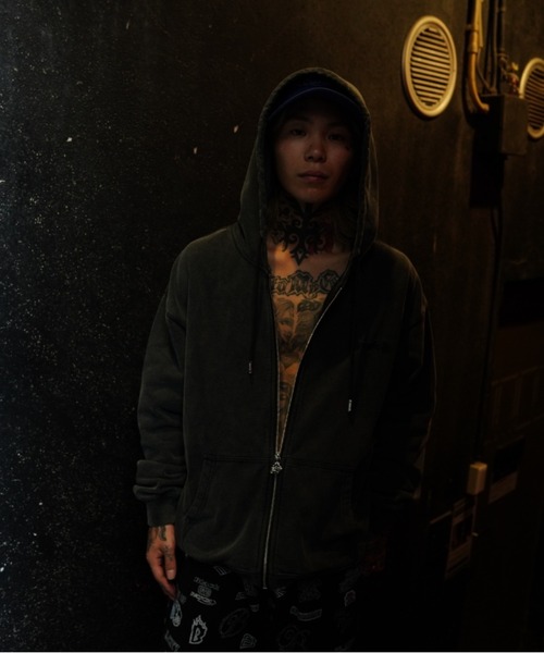 Supplier hoodie black サプライヤー フーディー 着画有 SUPPLIER（サプライヤー）の「SUPPLIER/サプライヤー/別注 CROSS