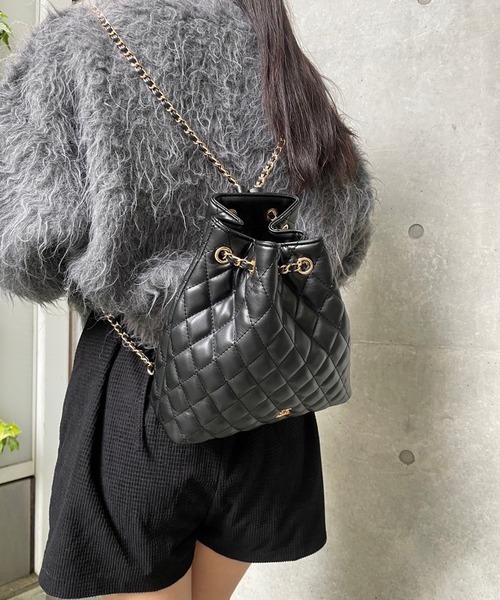 one after another NICE CLAUP（ワンアフターアナザーナイスクラップ）の「アソートキルティングリュック（バックパック/リュック・レディース・ピンク/ブラック/アイボリー・FREE）」の2枚目の写真