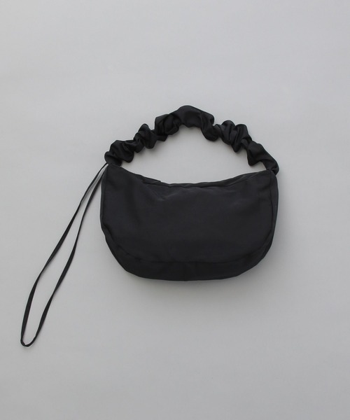 A part by（アパートバイ）の「2WAYドロストミニバッグ（ショルダーバッグ・レディース・ライトグレー/ブラック・FREE）」の3枚目の写真