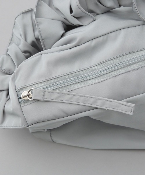 A part by（アパートバイ）の「2WAYドロストミニバッグ（ショルダーバッグ・レディース・ライトグレー/ブラック・FREE）」の9枚目の写真