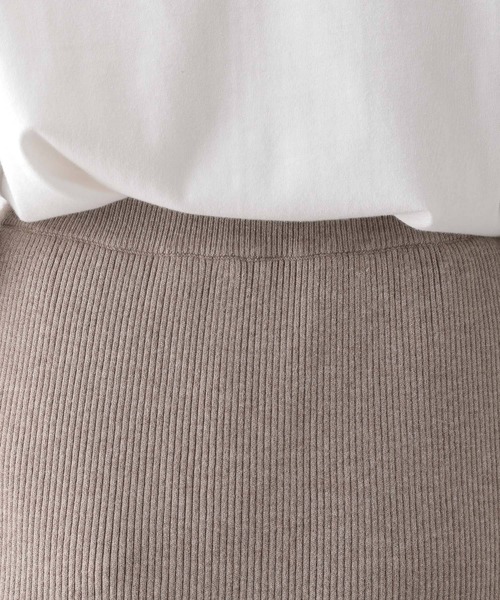 GLOBAL WORK（グローバルワーク）の「メルティニットアイラインスカート/972834（スカート・レディース・モカ/オリーブ/ブラック・LARGE/MEDIUM）」の19枚目の写真