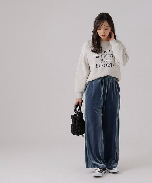 Cutie Blonde（キューティーブロンド）の「◆ライン入りベロアイージーワイドパンツ（その他パンツ・レディース・サンドベージュ/ブルー/チャコールグレー・03/02/04）」の7枚目の写真