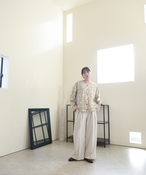 ULEULA(ウルア)の「ジャガードサテンパイピングシャツジャケット(シャツ/ブラウス・レディース・ブラック/ブラウン/アイボリー・FREE)」の12枚目の写真