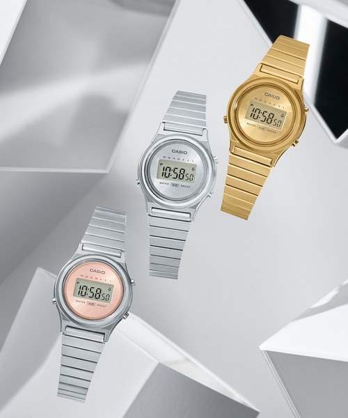 CASIO(カシオ)の「CASIO CLASSIC / LA700WEG-9AJF(デジタル腕時計・レディース・ゴールド・FREE)」の4枚目の写真