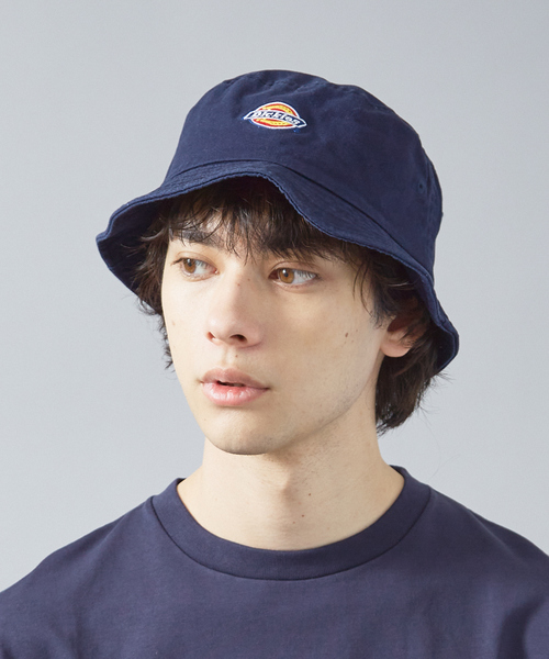Dickies(ディッキーズ)の「【DICKIES/ディッキーズ】ICON BUCKET HAT/アイコンロゴバケットハット(ハット・メンズ・ベージュ/サックスブルー/オレンジ系その他/ネイビー/モスグリーン/ブラック/オフホワイト・フリー)」の5枚目の写真