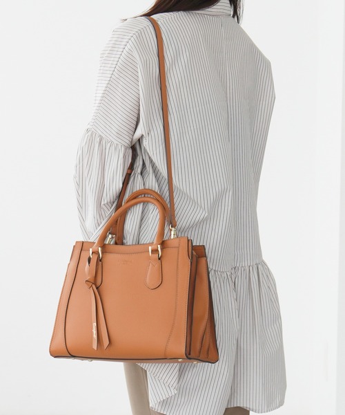 Jewelna Rose（ジュエルナローズ）の「クロフォード ハンドバッグ 本革 M 11922（ハンドバッグ・レディース・グレイッシュベージュ/ブルー/チャコールグレー/ピンク/グレー/オレンジ・FREE）」の6枚目の写真