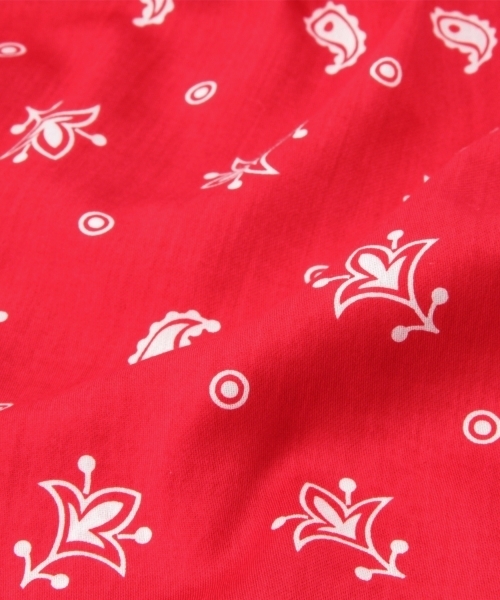 BEAMS BOY(ビームスボーイ)の「BEAMS BOY / コットンサテン 3連バンダナ(バンダナ/スカーフ・レディース・ブラック/レッド/ネイビー・ONE SIZE)」の11枚目の写真