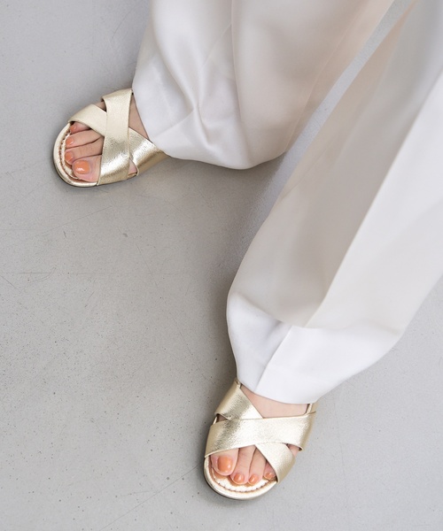 新品未使用　ルタロン　フラットシューズ　26cmゴールド Amazon | [ル タロン] ポインテッドメタリックバレエ 24.5