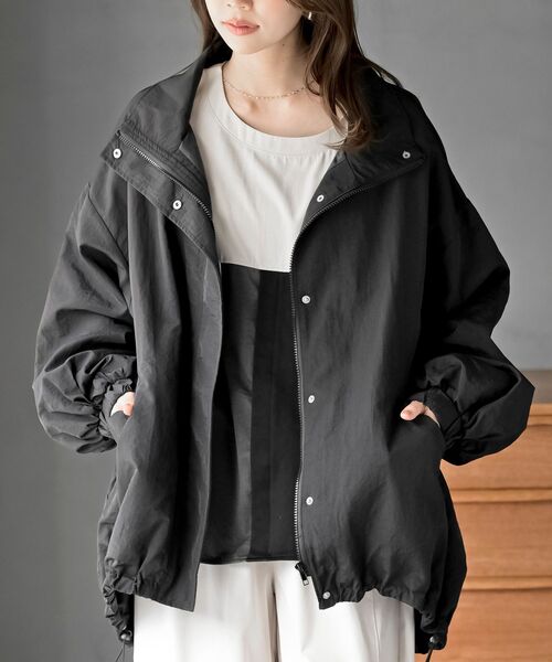 rps（アールピーエス）の「スタンドカラーナイロンコート（ナイロンジャケット・レディース・アイボリー/ブラック/ベージュ/ライトカーキ・フリー）」の16枚目の写真