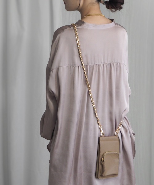 minia（ミニア）の「スマホが入るお財布ショルダー（ショルダーバッグ・レディース・ブラック/ピンク/シルバー/ゴールド/モカ/ホワイト系/グリーン系・FREE）」の4枚目の写真