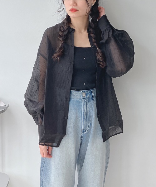 AS KNOW AS plus(アズノゥアズプラス)の「◎ベーシック ビッグシルエット長袖シャツ(シャツ/ブラウス・レディース・ブルー系/グリーン系/ピンク系/オフホワイト/ホワイト系/ライトグレー系/ブラック系/イエロー系/レッド系その他/グリーン系その他/ブルー系その他・FREE)」の4枚目の写真