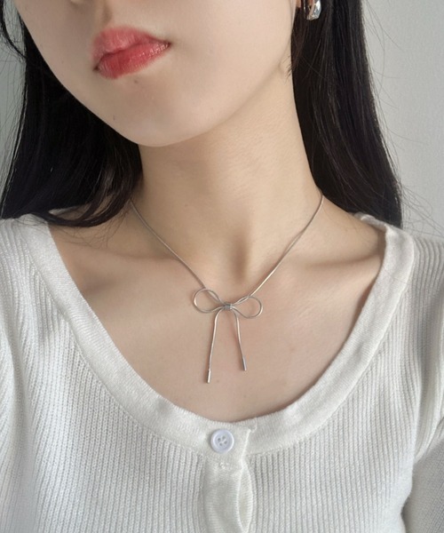 sowang（ソワン）の「スネークチェーンリボンネックレス【ステンレス】（ネックレス・レディース・ゴールド/シルバー・FREE）」の9枚目の写真