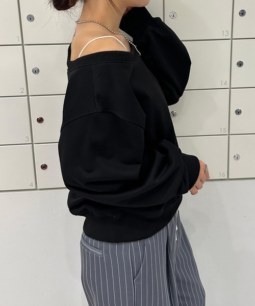  JEANSオフショルダー クロップド スウェットシャツ オフショルダークロップドスウェットシャツ | ファッション通販