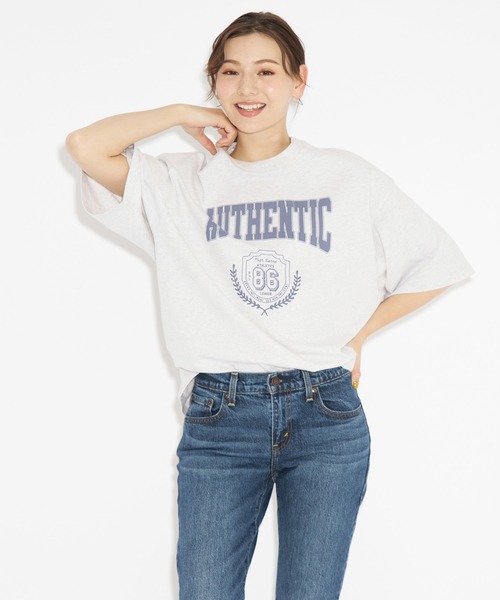 Levi's（リーバイス）の「Levi's/リーバイス グラフィック ショート丈 Tシャツ グレー AUTHENTIC ORBIT（Tシャツ/カットソー・レディース・グレー・M/S/XS）」の7枚目の写真