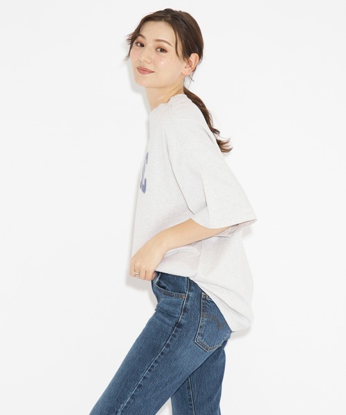 Levi's（リーバイス）の「Levi's/リーバイス グラフィック ショート丈 Tシャツ グレー AUTHENTIC ORBIT（Tシャツ/カットソー・レディース・グレー・M/S/XS）」の9枚目の写真