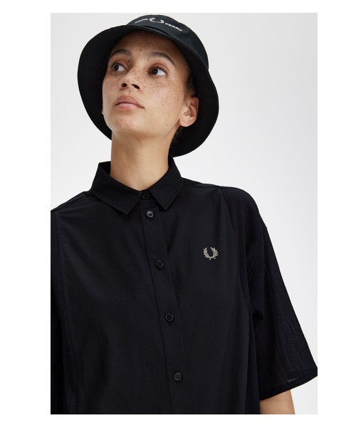 FRED PERRY（フレッドペリー）の「Sheer Panel Shirt Dress（シャツ