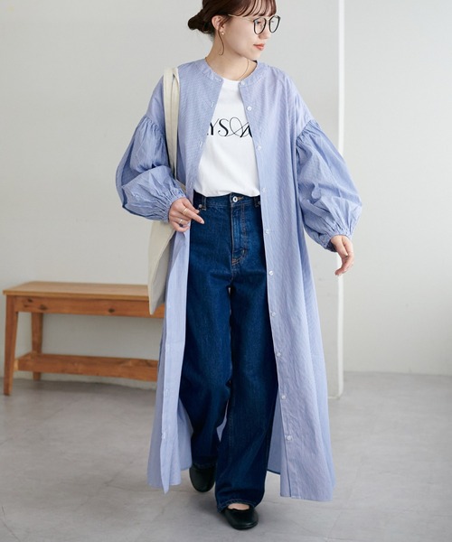 DISCOAT(ディスコート)の「【WEB限定】スタンドカラー袖ボリュームワンピース(シャツワンピース・レディース・ブラック/ホワイト系その他2/ホワイト/ホワイト系その他/ブラウン・MEDIUM)」の2枚目の写真