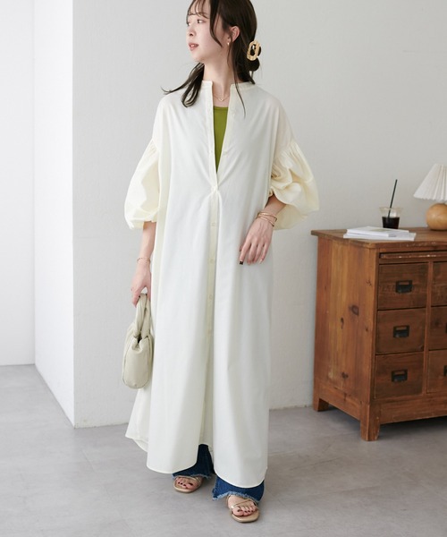 DISCOAT(ディスコート)の「【WEB限定】スタンドカラー袖ボリュームワンピース(シャツワンピース・レディース・ブラック/ホワイト系その他2/ホワイト/ホワイト系その他/ブラウン・MEDIUM)」の15枚目の写真